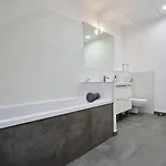 Apartmán 3 Bedroom With Balcony *