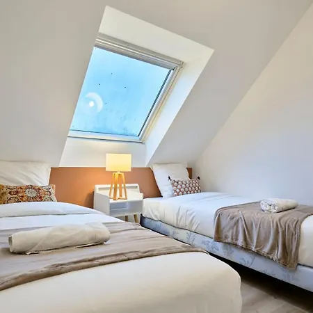 Appartement 3 Bedroom With Balcony *