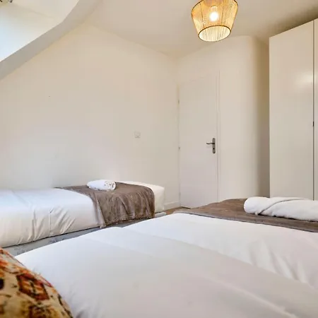 Appartement 3 Bedroom With Balcony