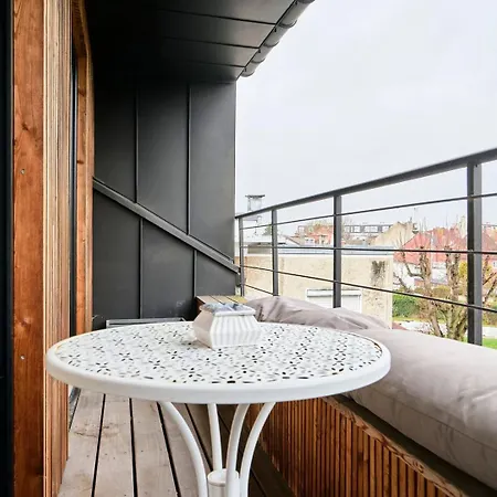 3 Bedroom With Balcony *